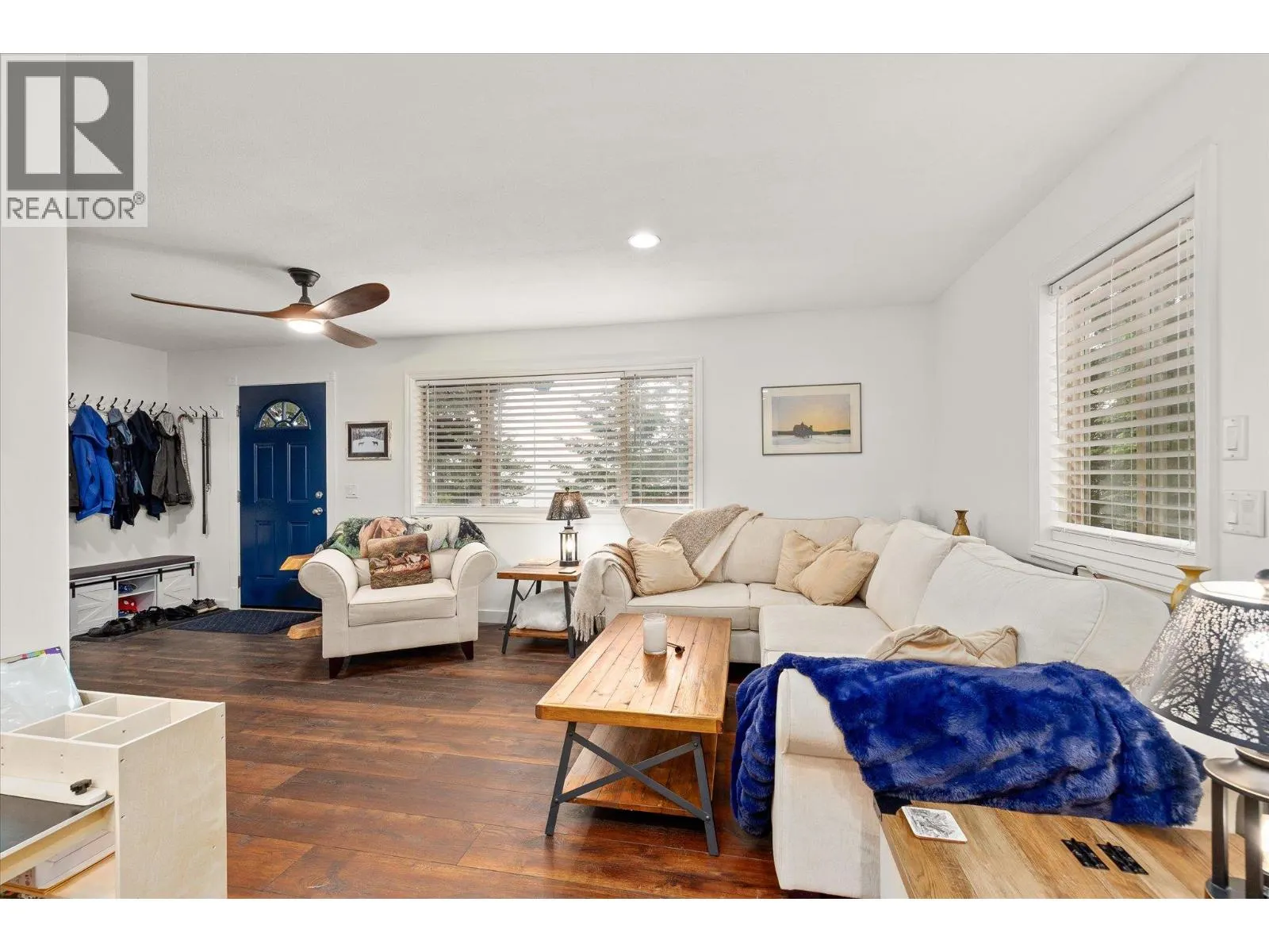 1957 Huckleberry Road