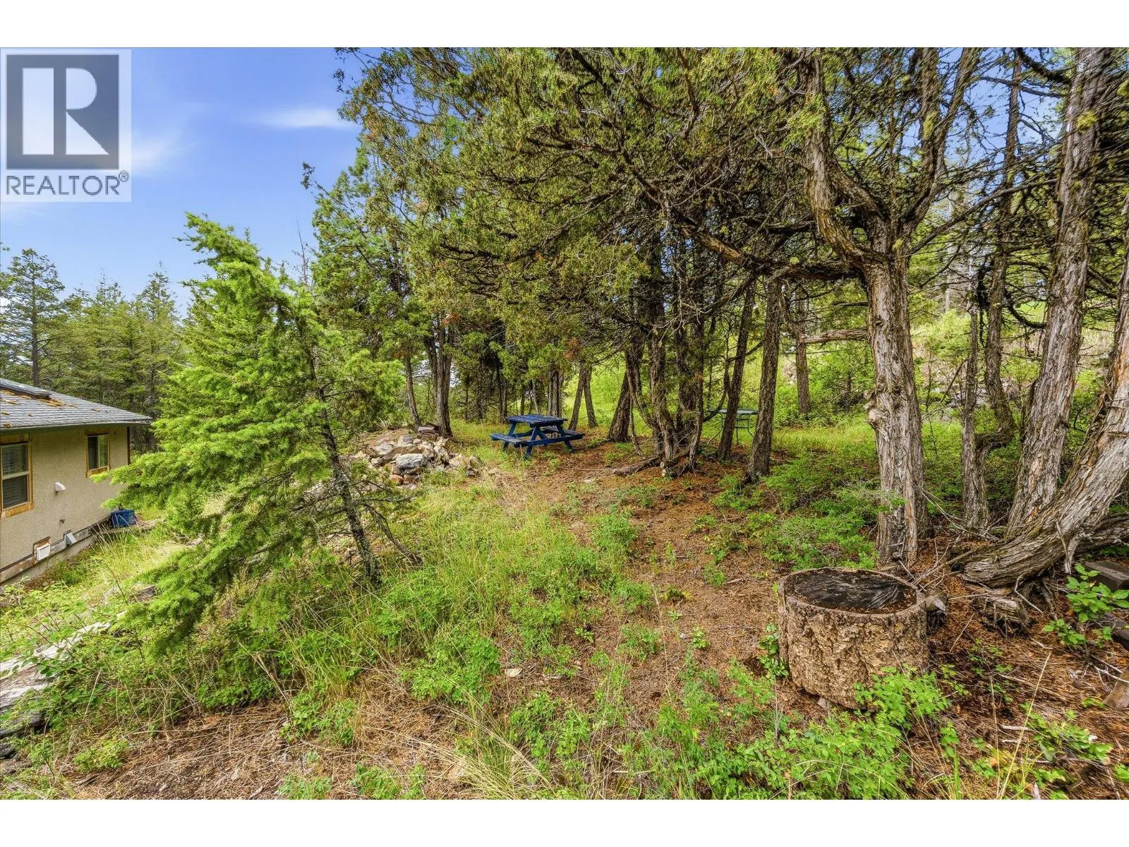 1957 Huckleberry Road