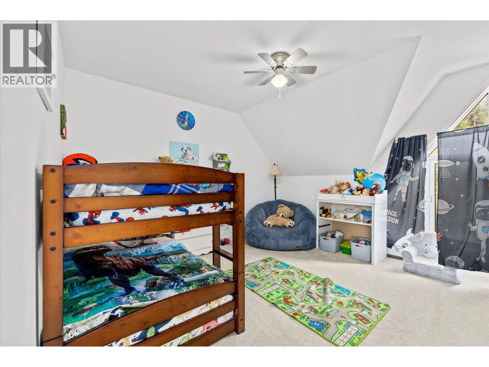 1957 Huckleberry Road