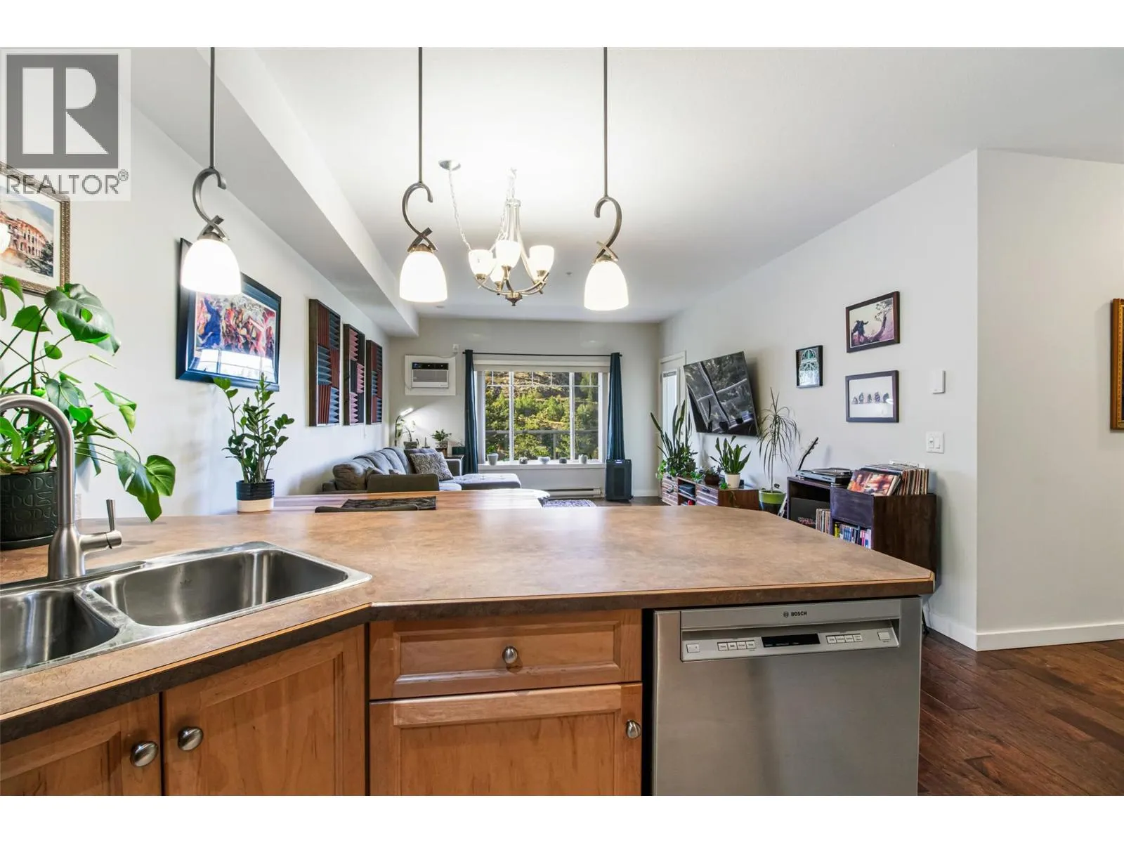 2120 Shannon Ridge Drive Unit# 110