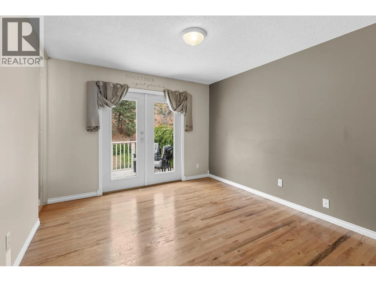 975 Neptune Road