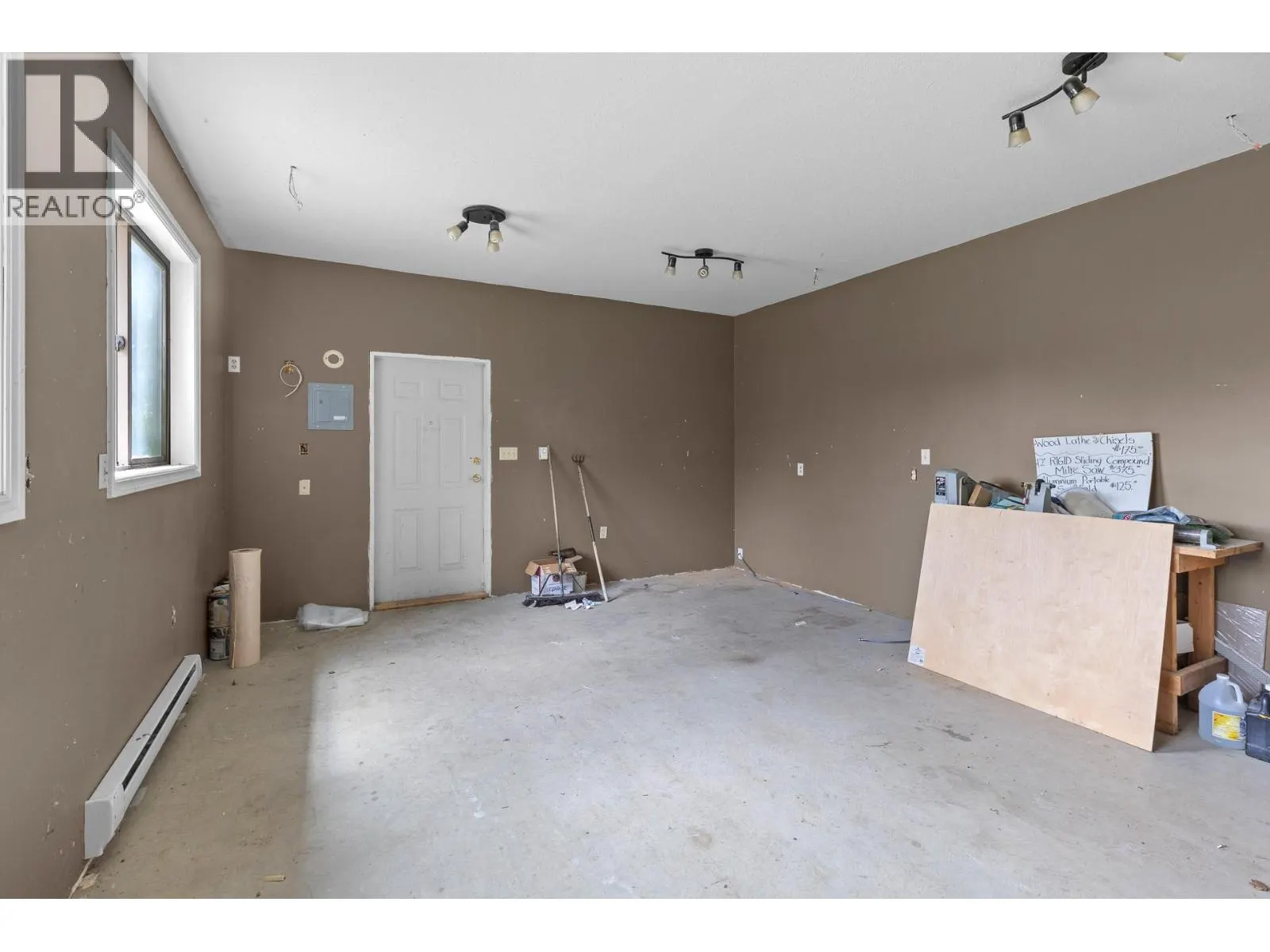 975 Neptune Road