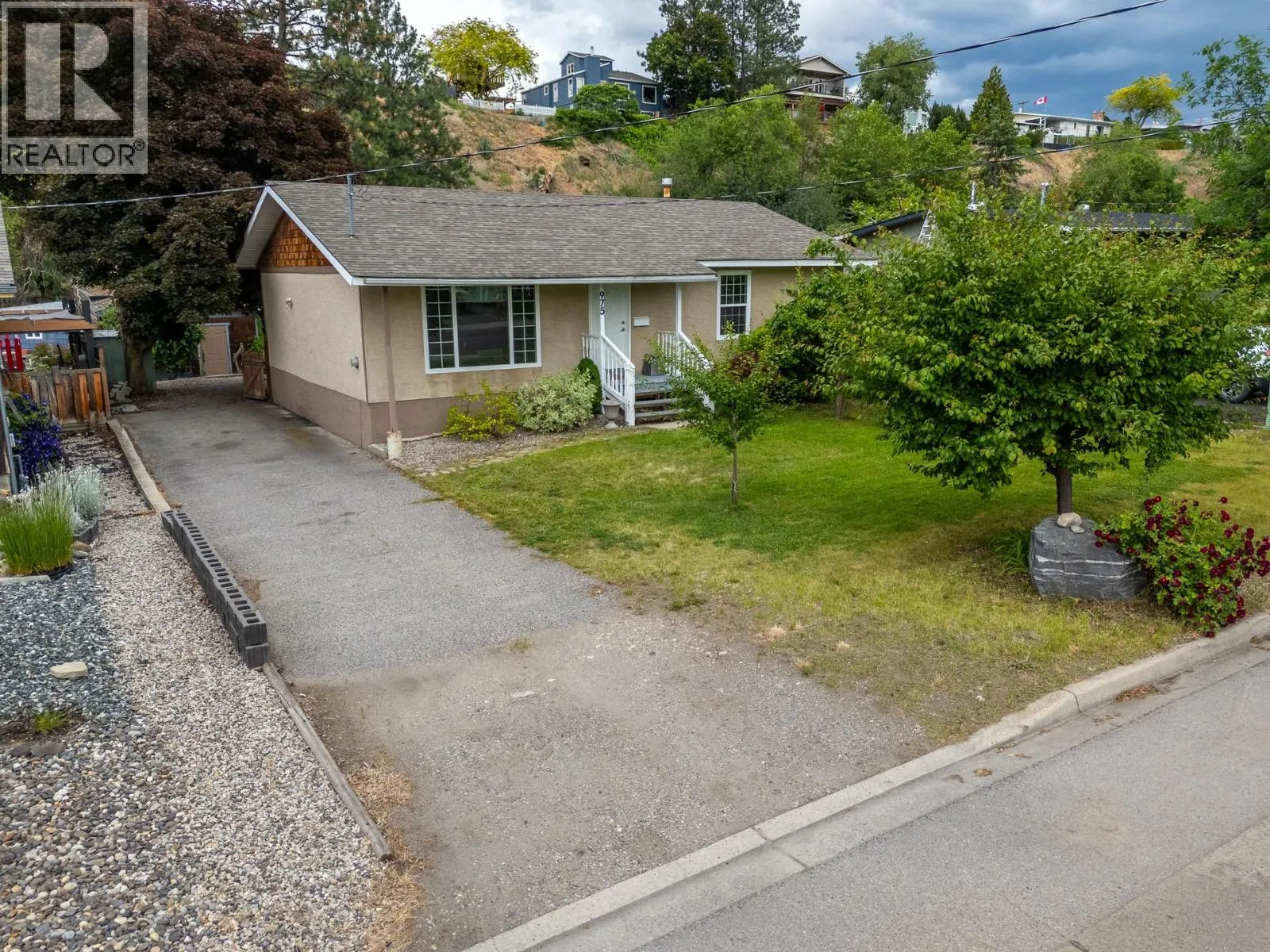 975 Neptune Road