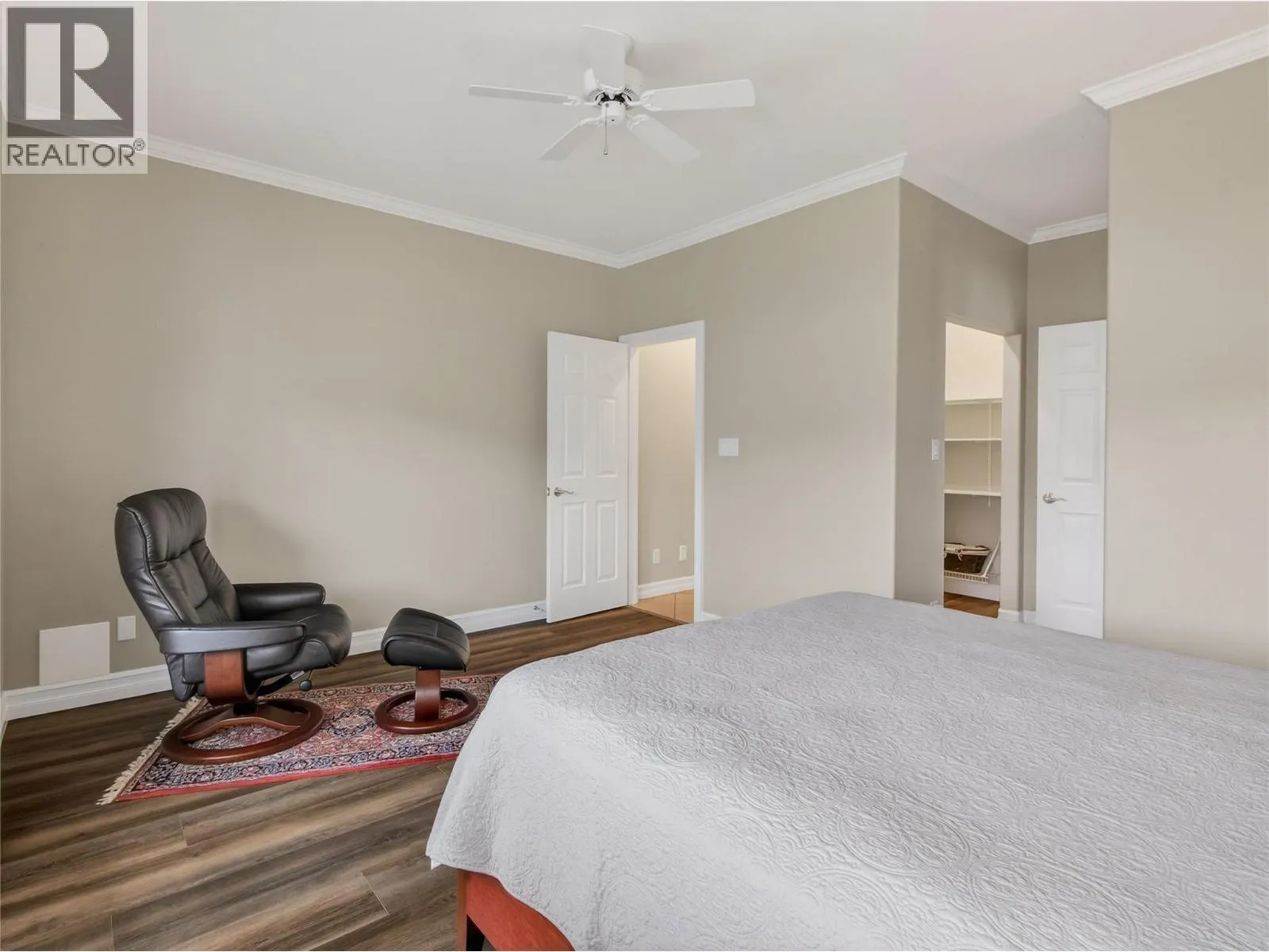 4005 Lobelia Drive