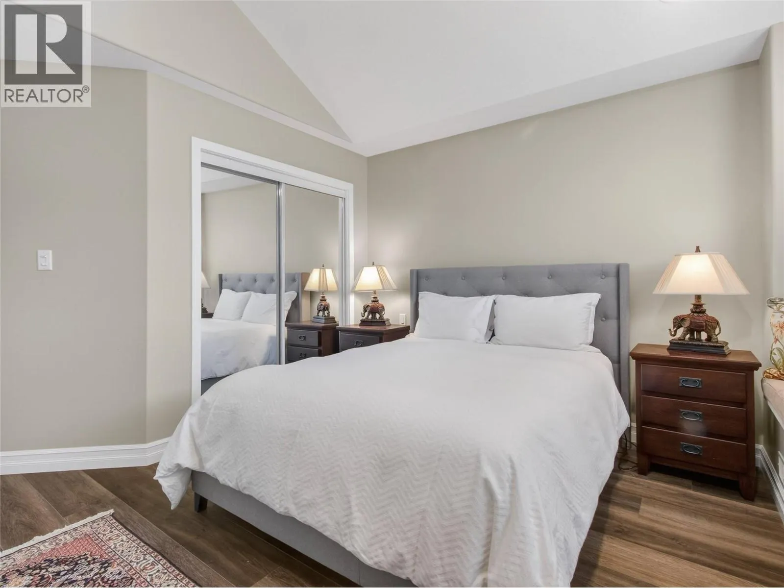 4005 Lobelia Drive