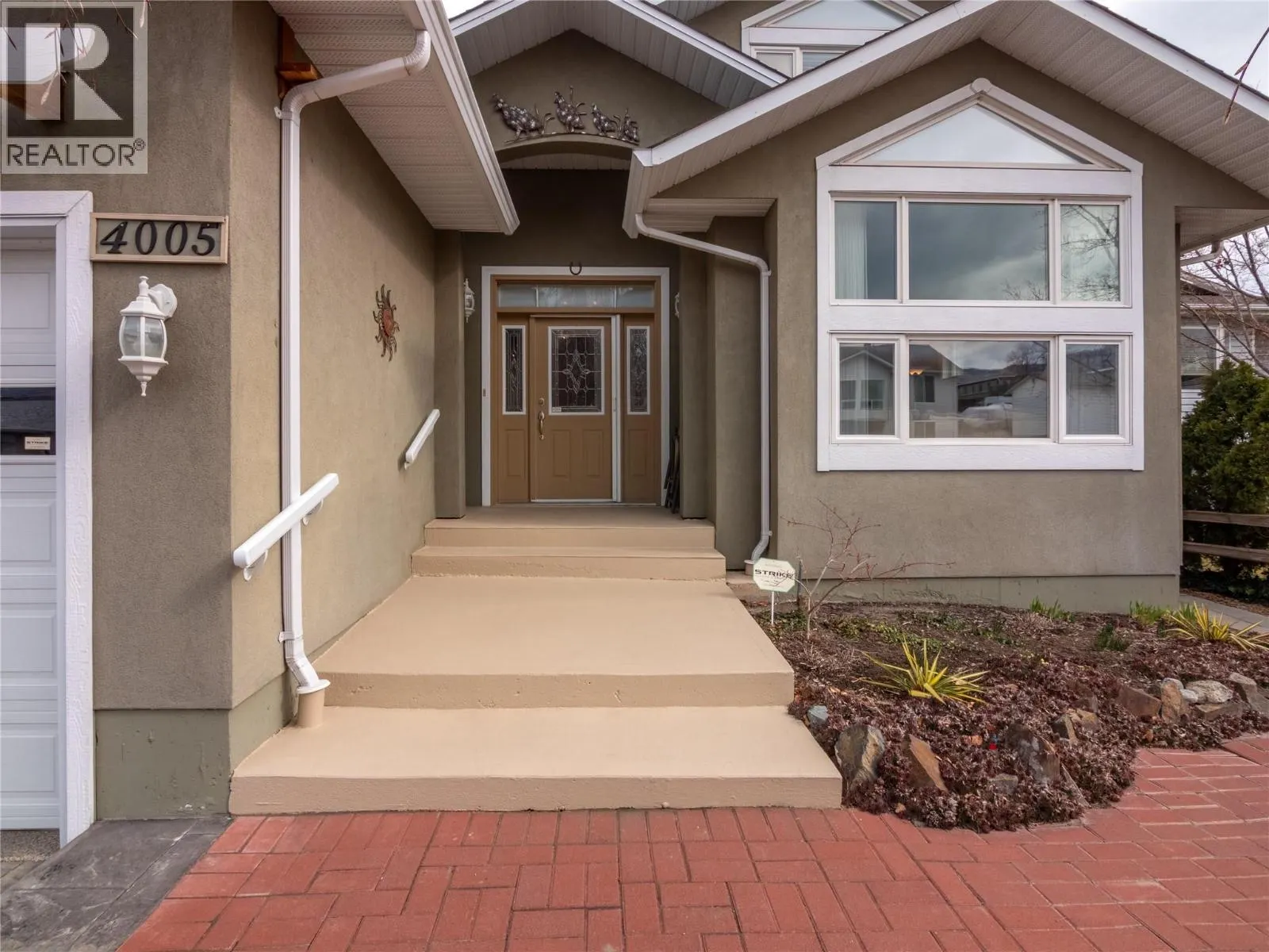4005 Lobelia Drive