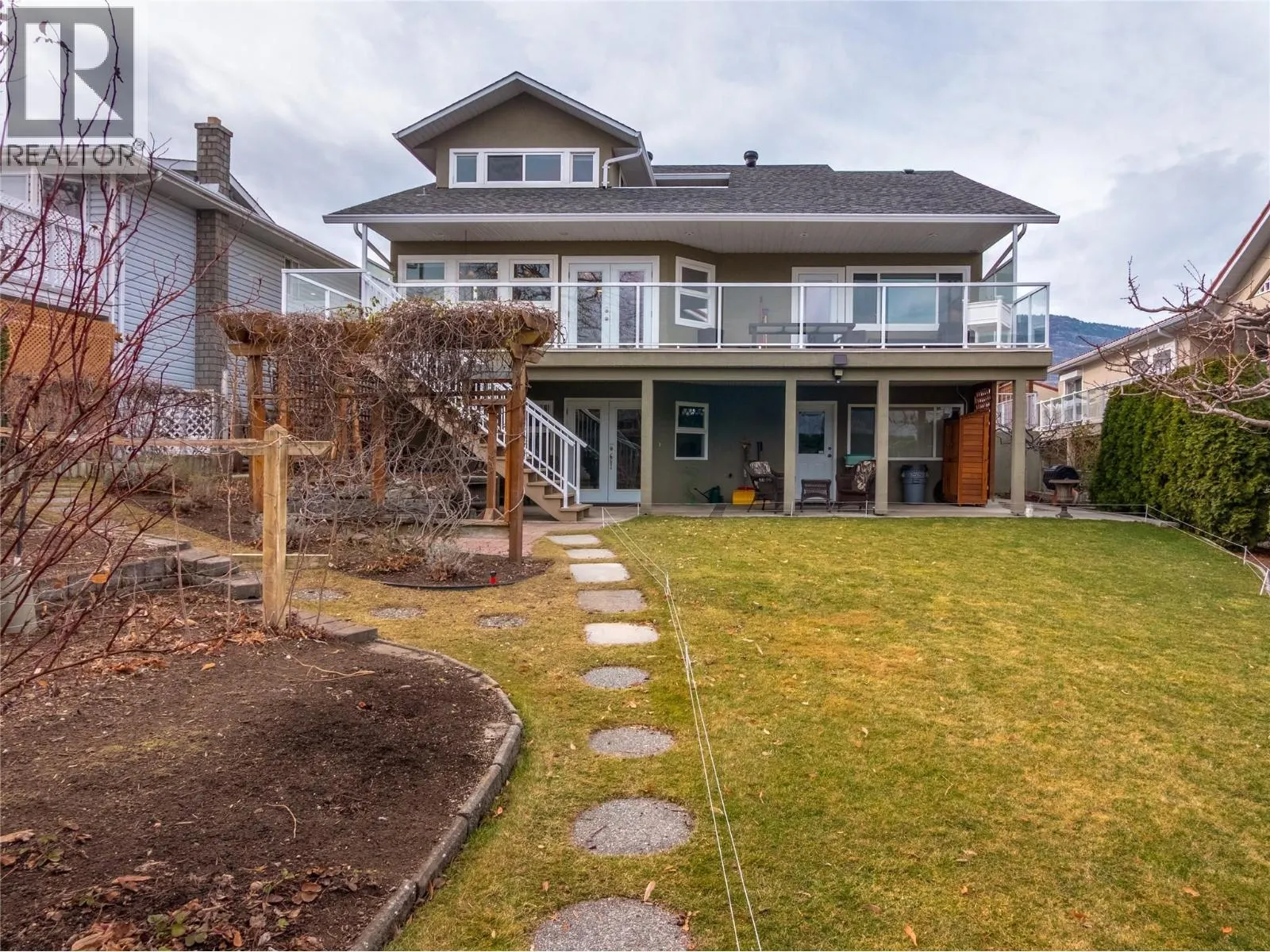 4005 Lobelia Drive