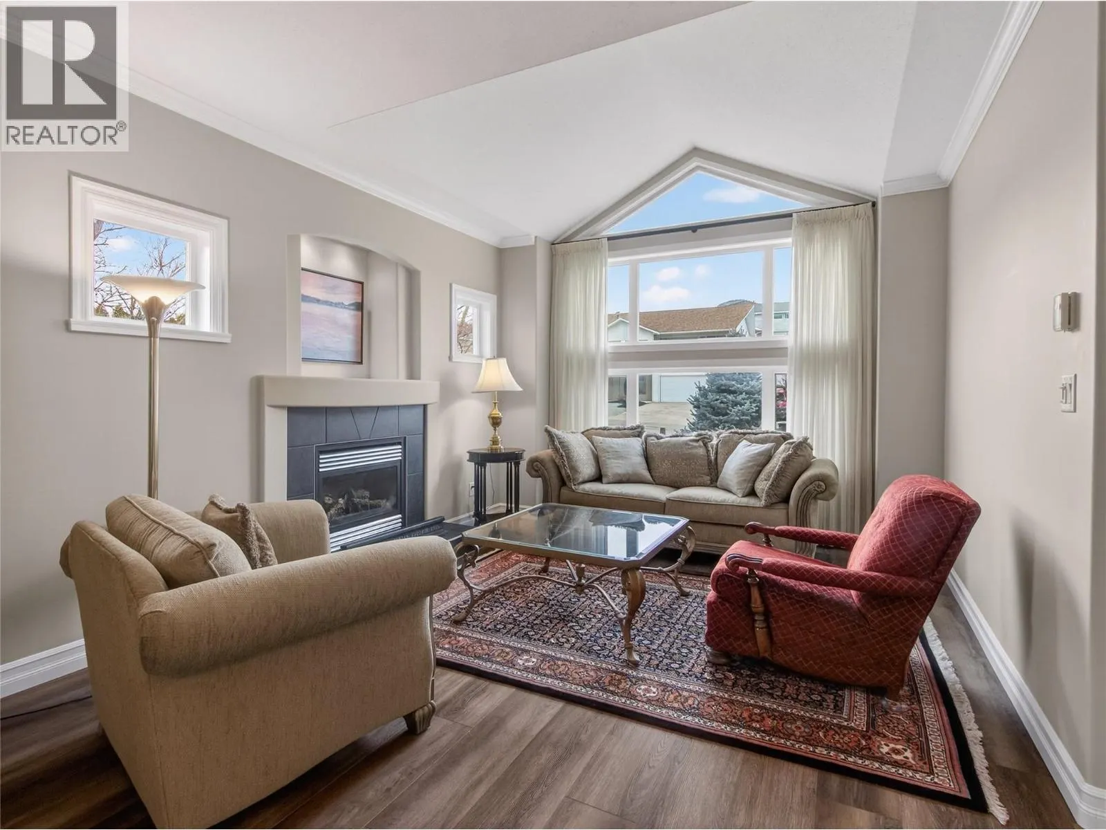 4005 Lobelia Drive