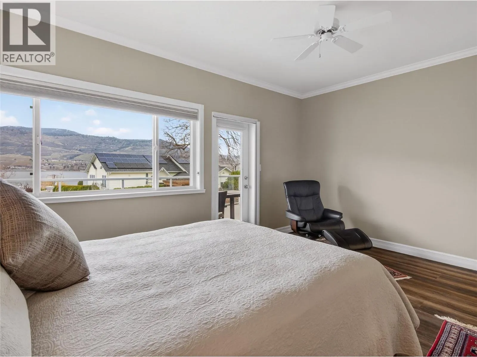 4005 Lobelia Drive