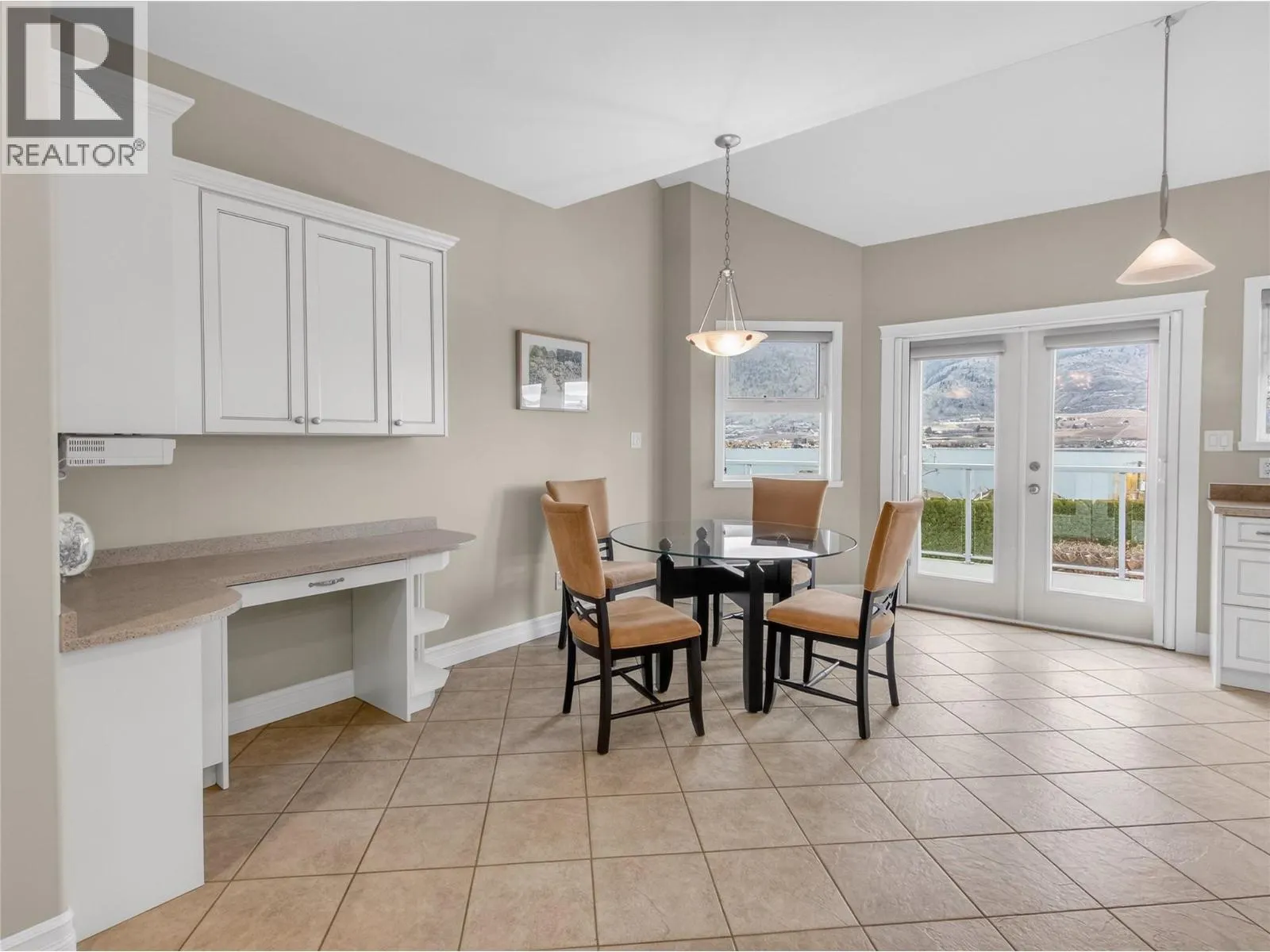 4005 Lobelia Drive