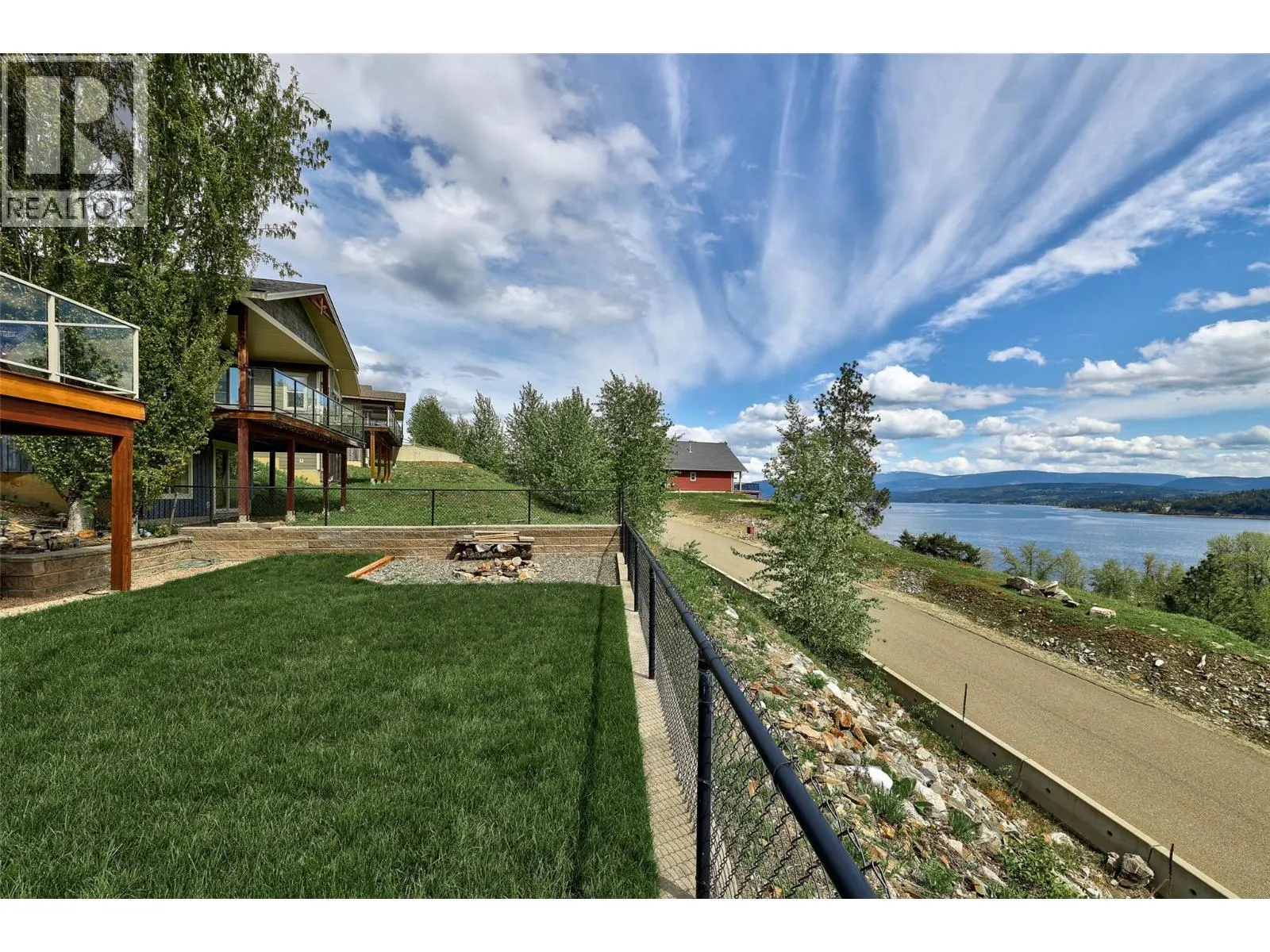 2633 Squilax Anglemont Road Unit# 184