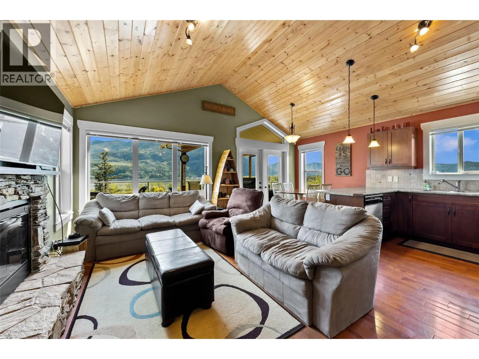 2633 Squilax Anglemont Road Unit# 184