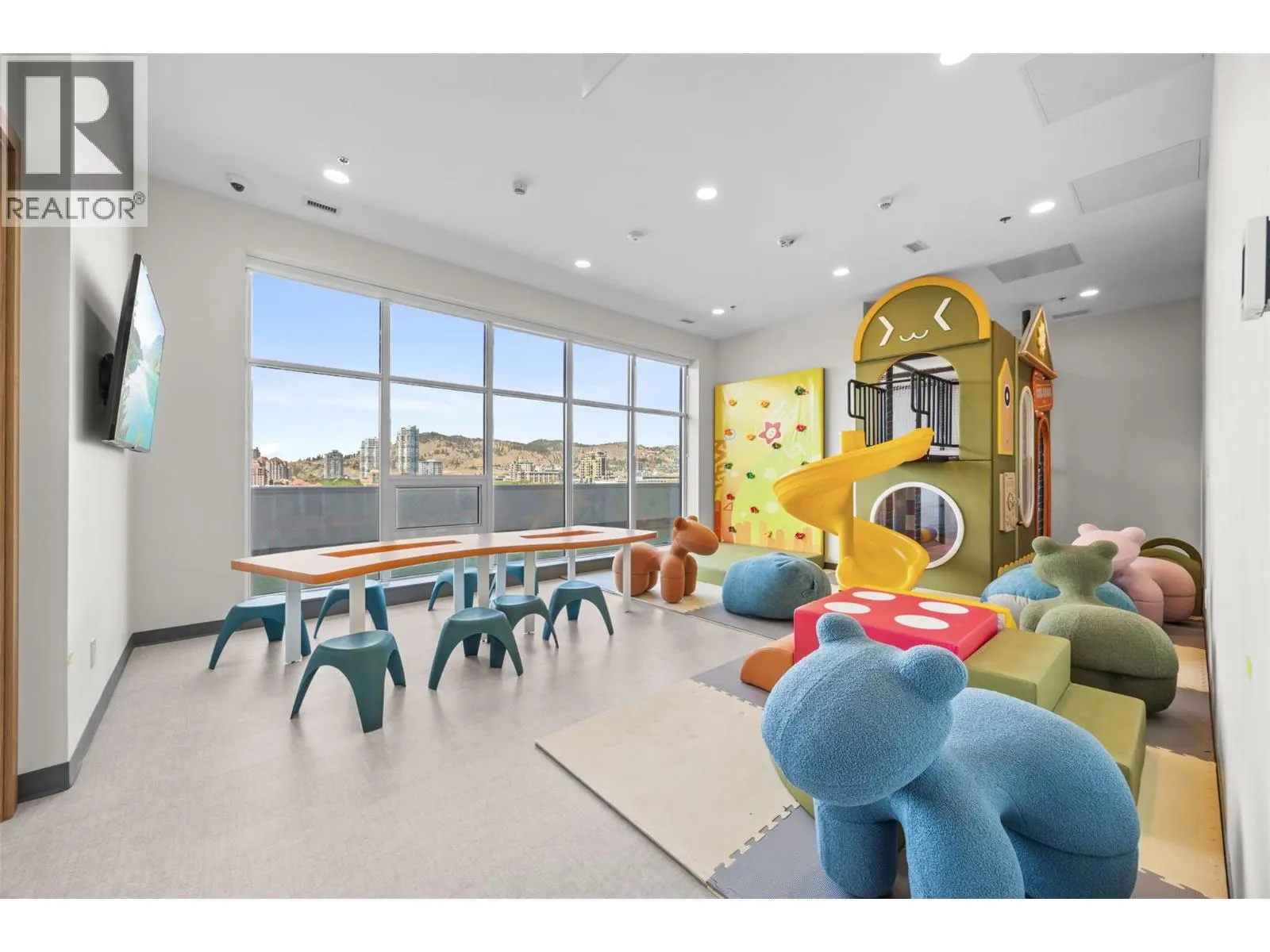 1626 Water Street Unit# 2802