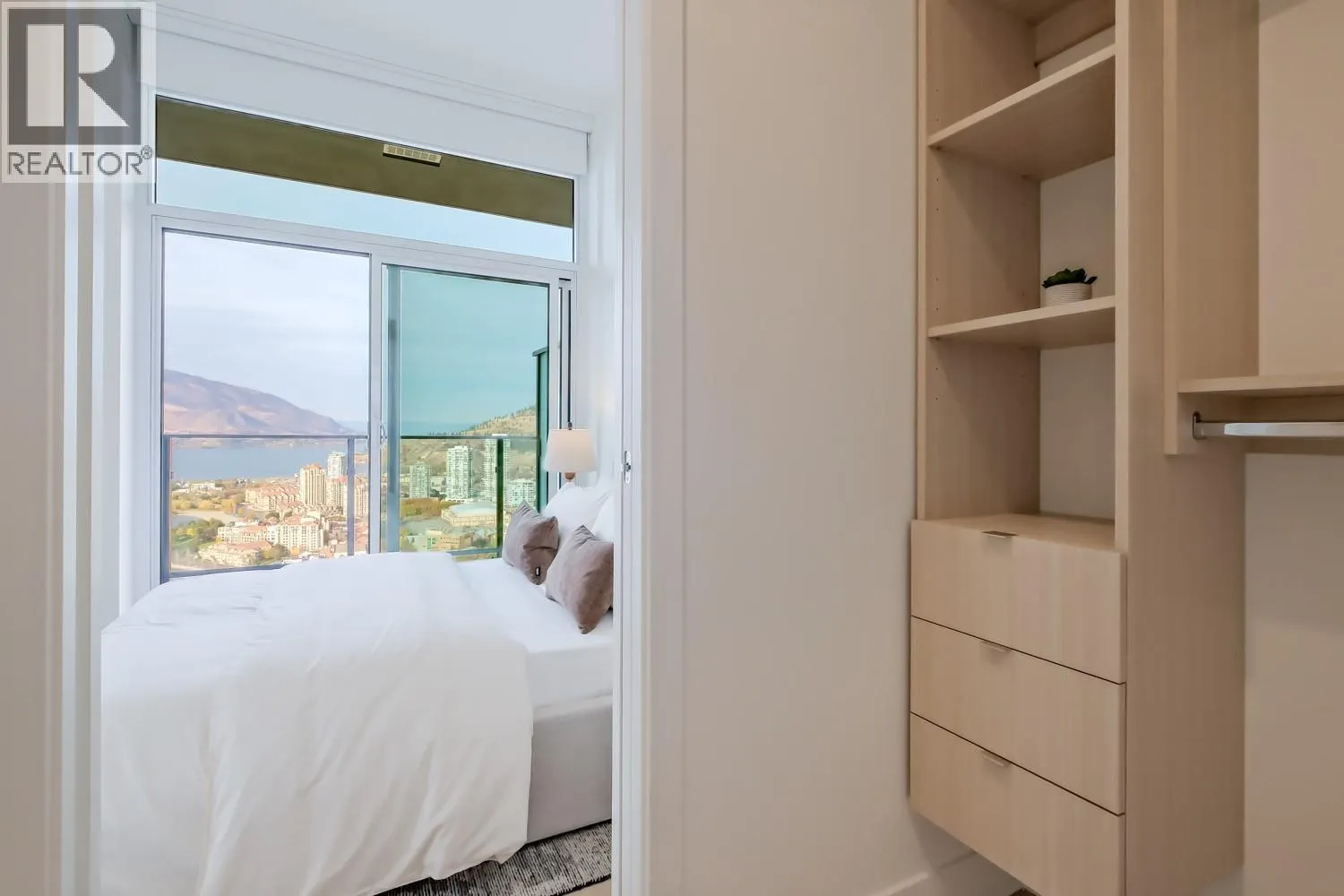 1626 Water Street Unit# 2808