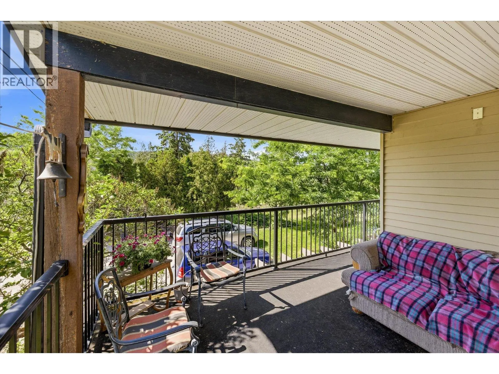 319 Valley Road