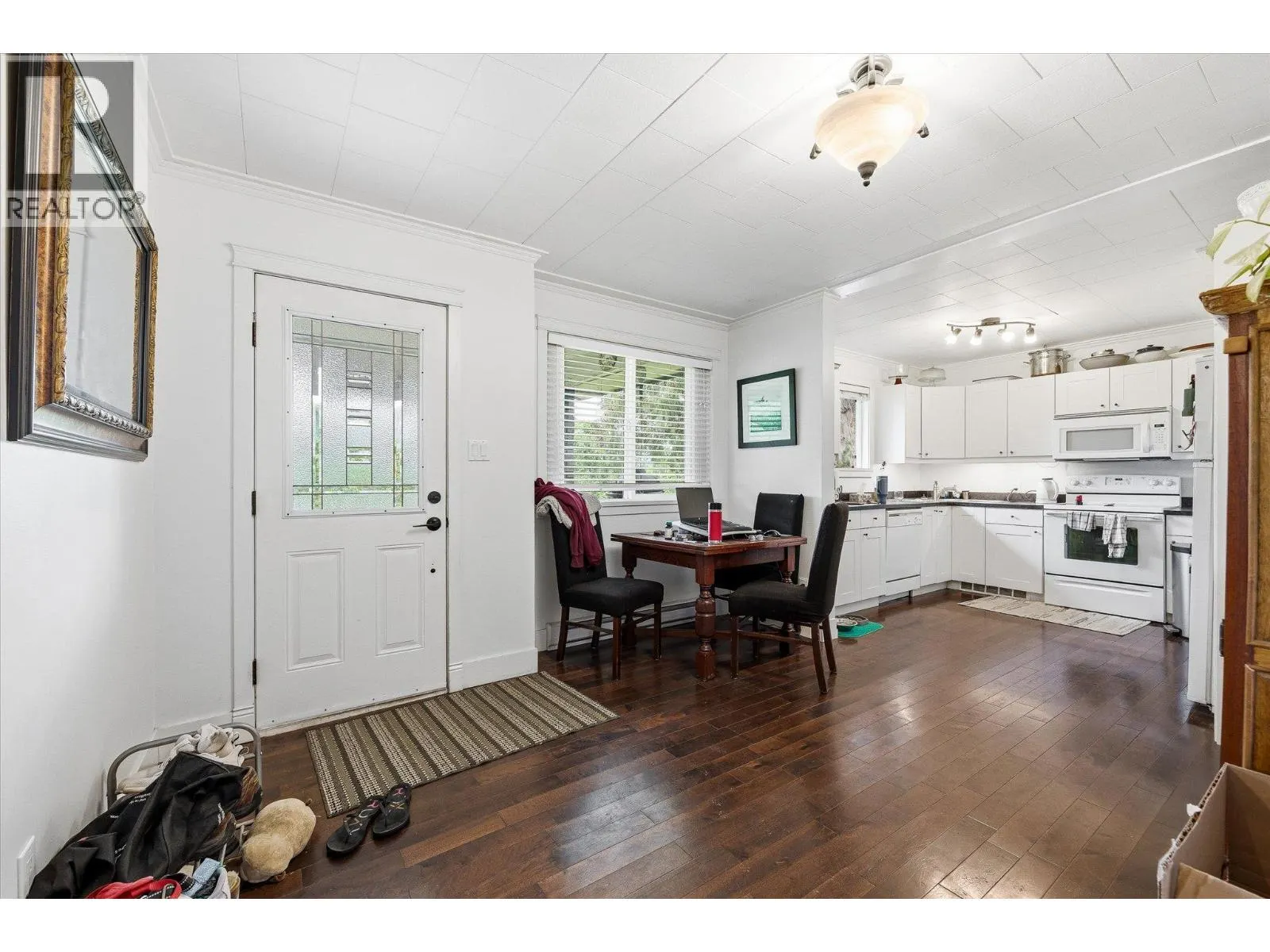 319 Valley Road