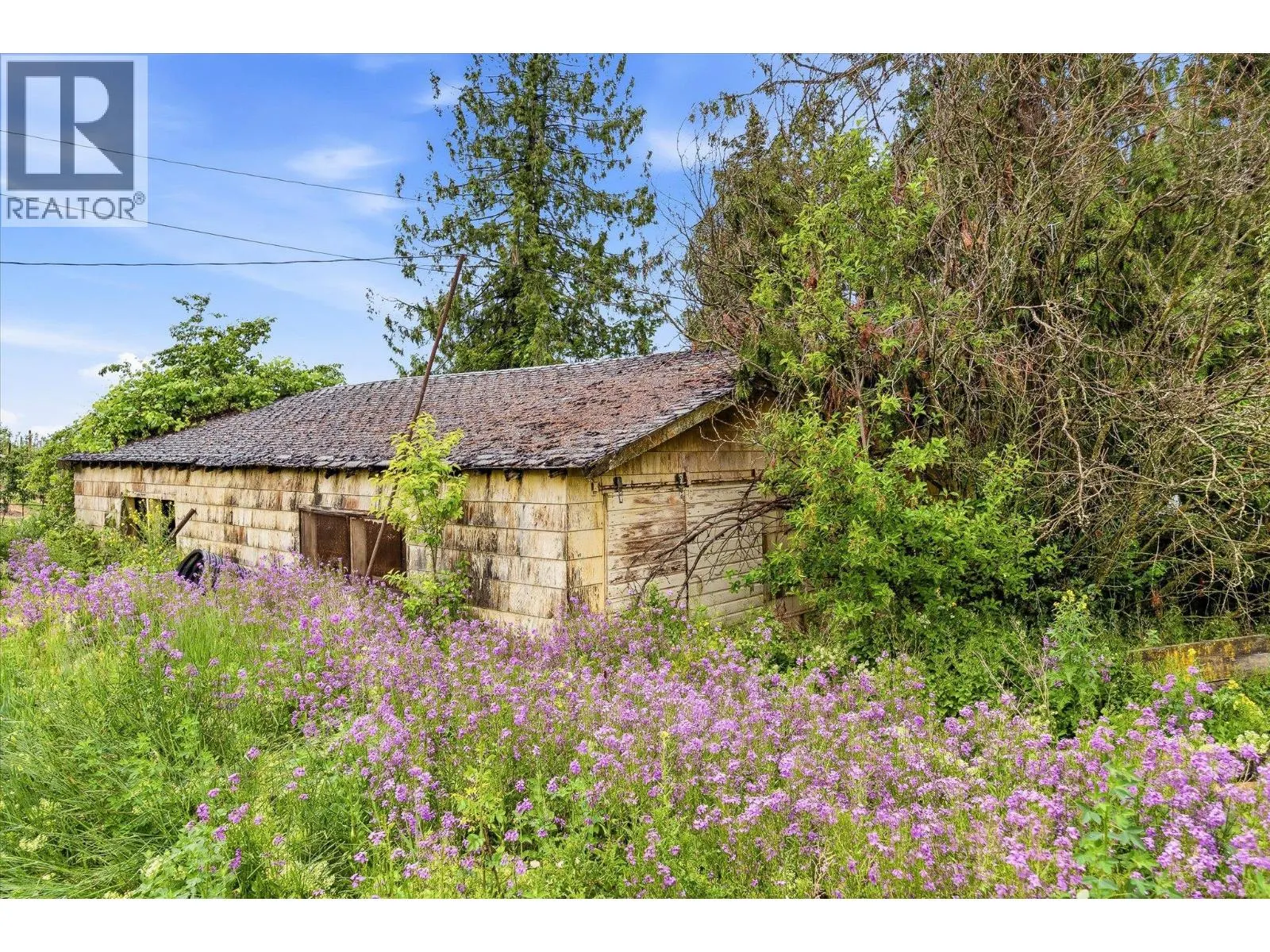 319 Valley Road