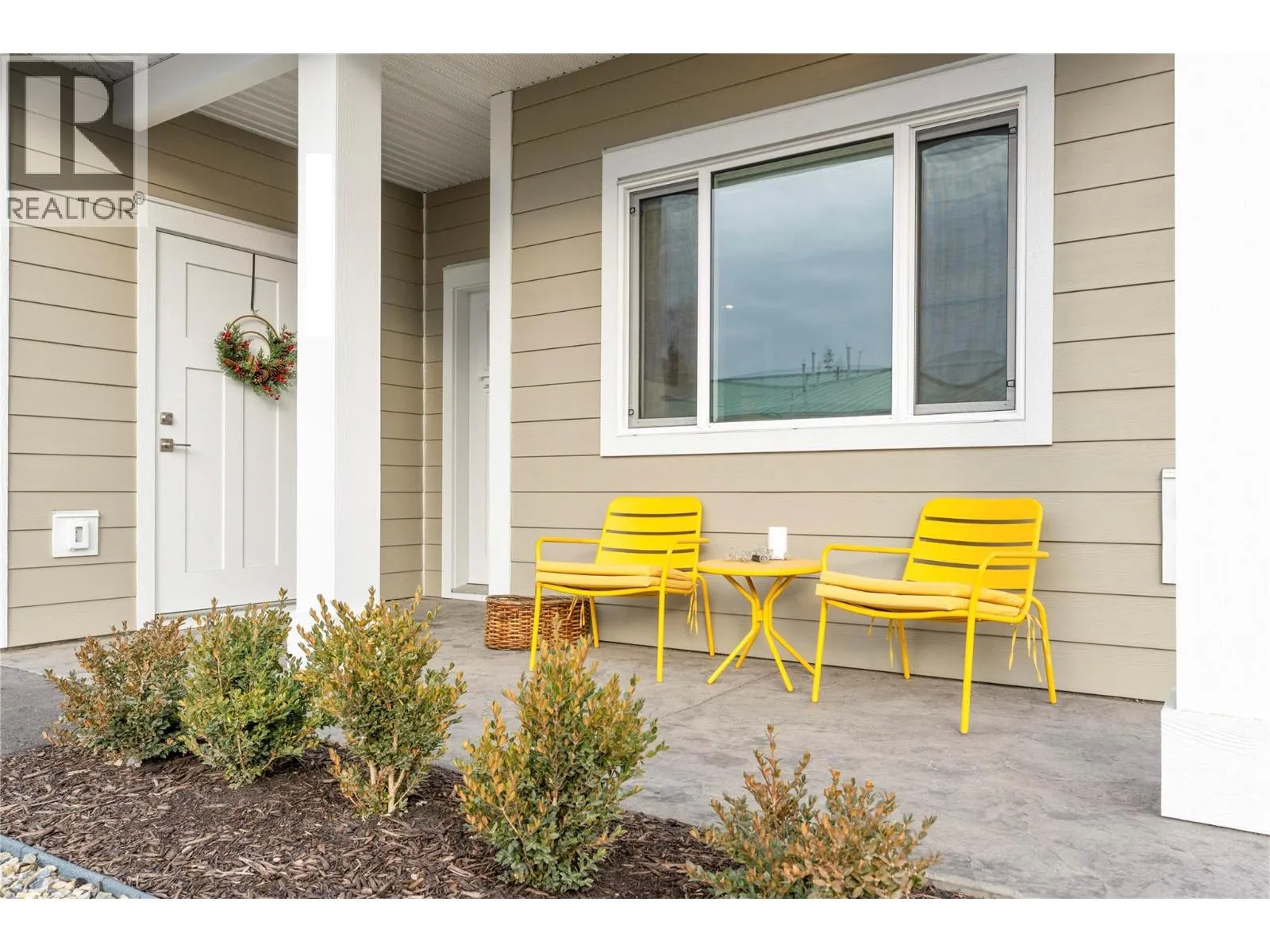 6465 Okanagan Landing Road