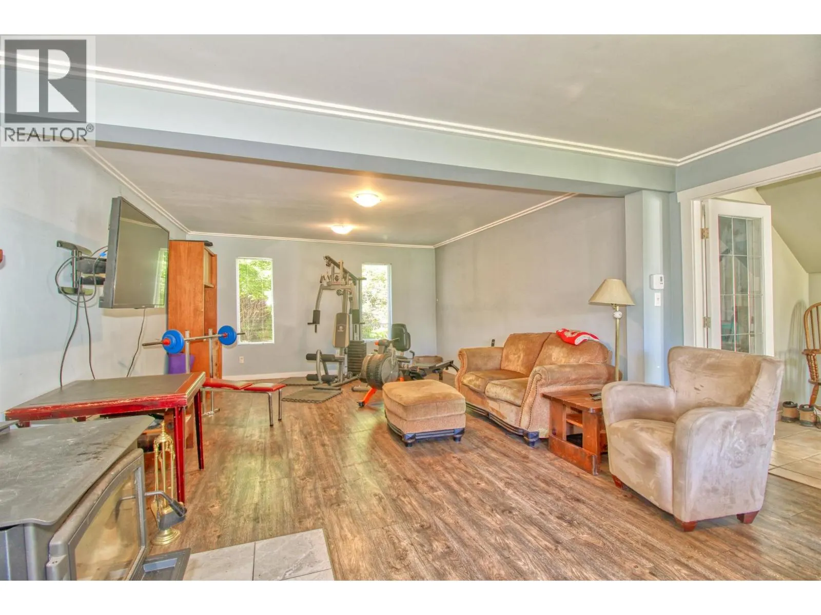 393 Northern View Drive