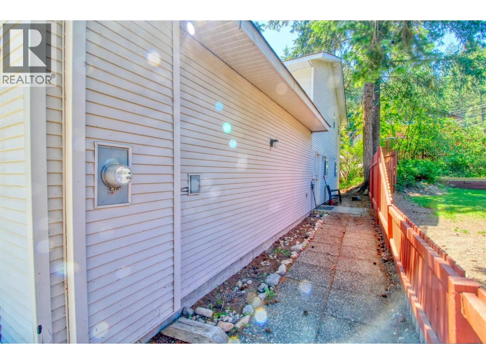 393 Northern View Drive