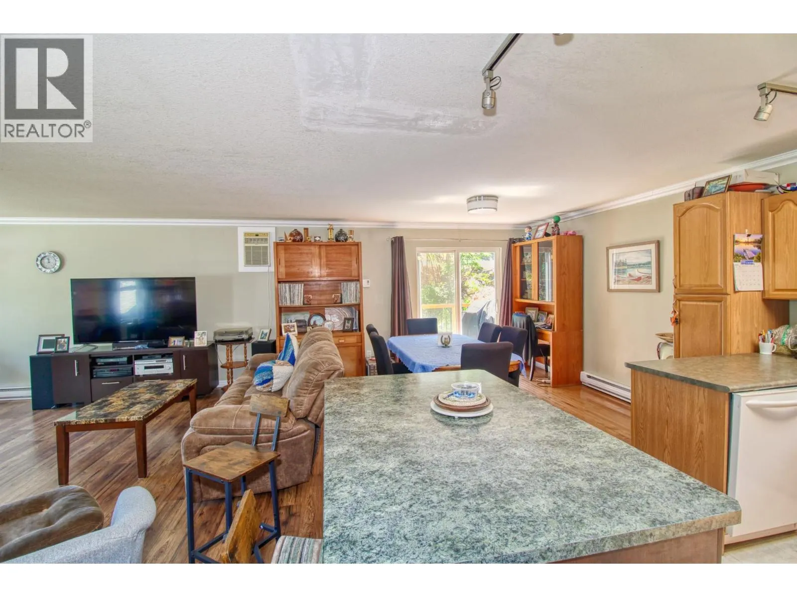 393 Northern View Drive