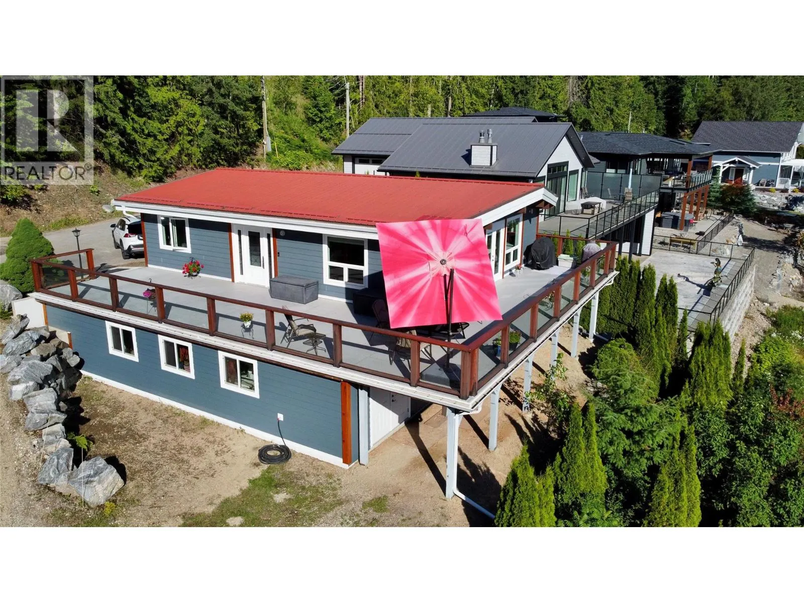 417 Old Spallumcheen Road