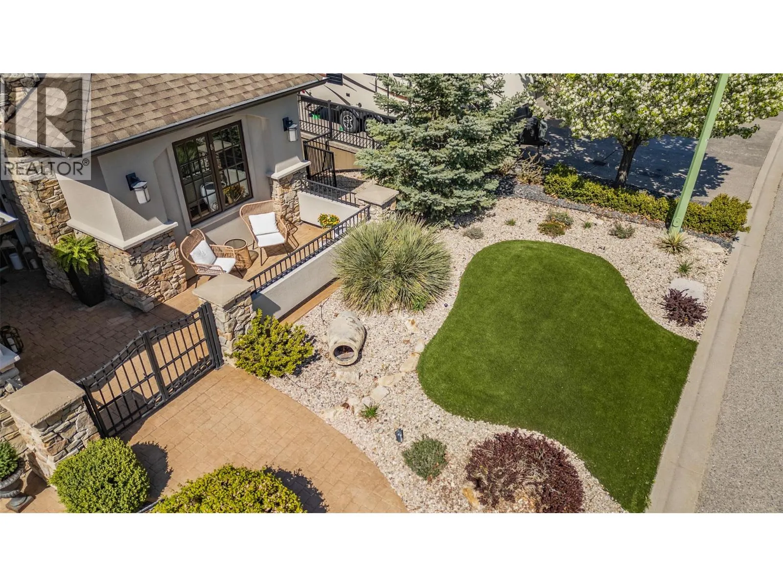 716 Kuipers Crescent