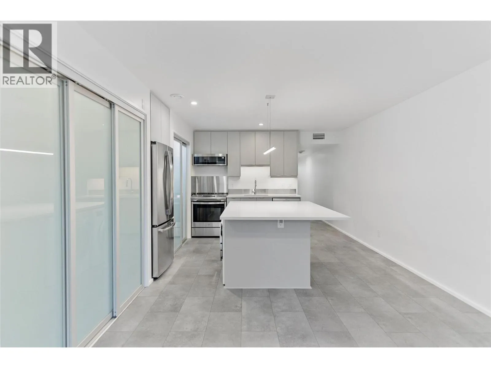 410 Fourth Street W