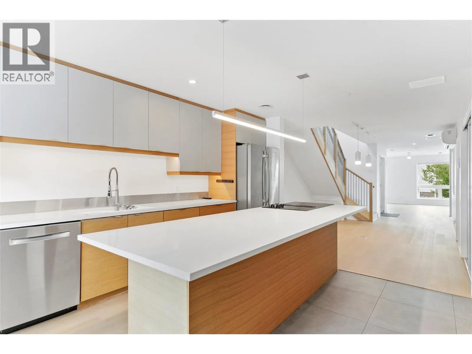 410 Fourth Street W