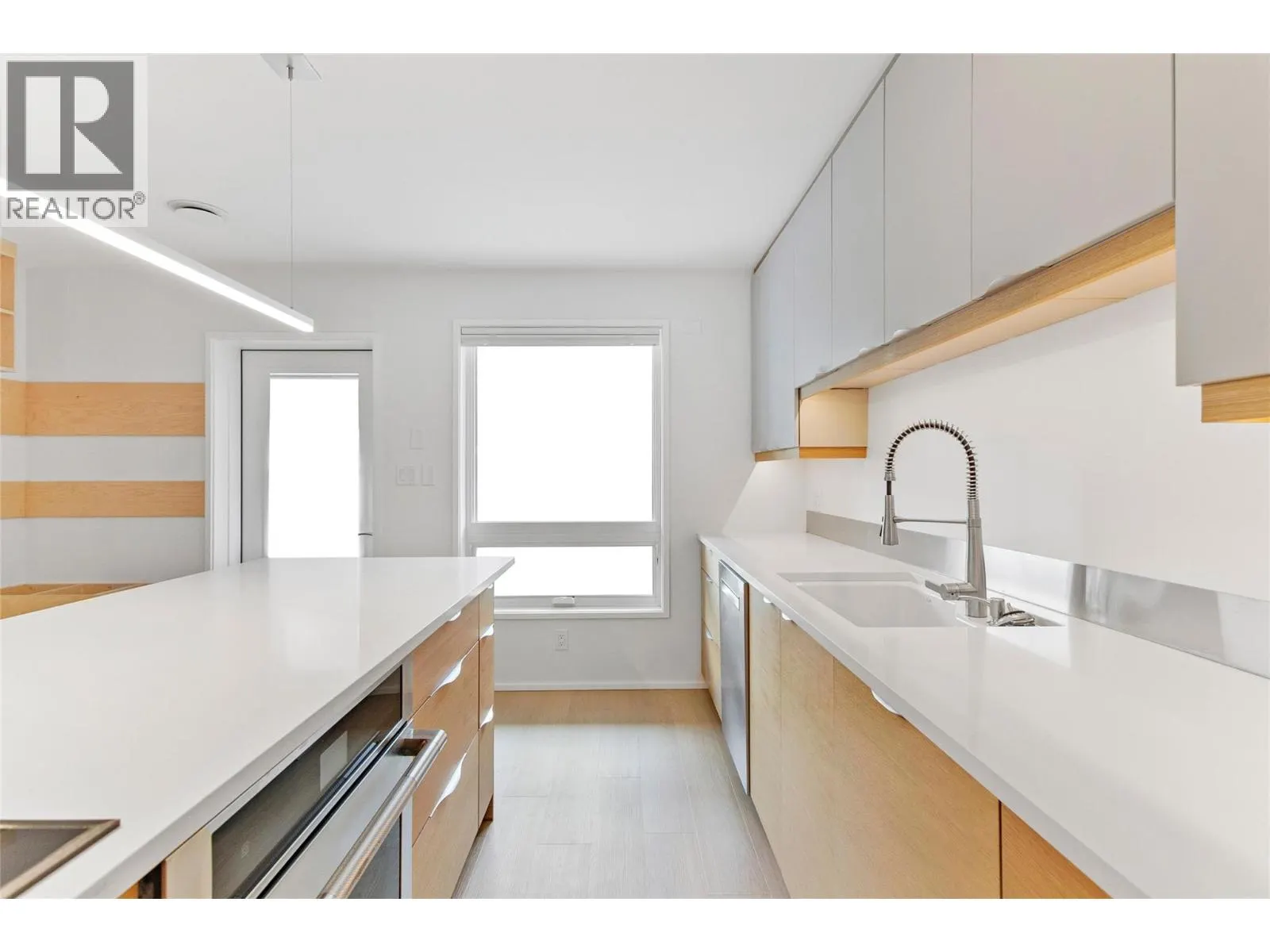 410 Fourth Street W
