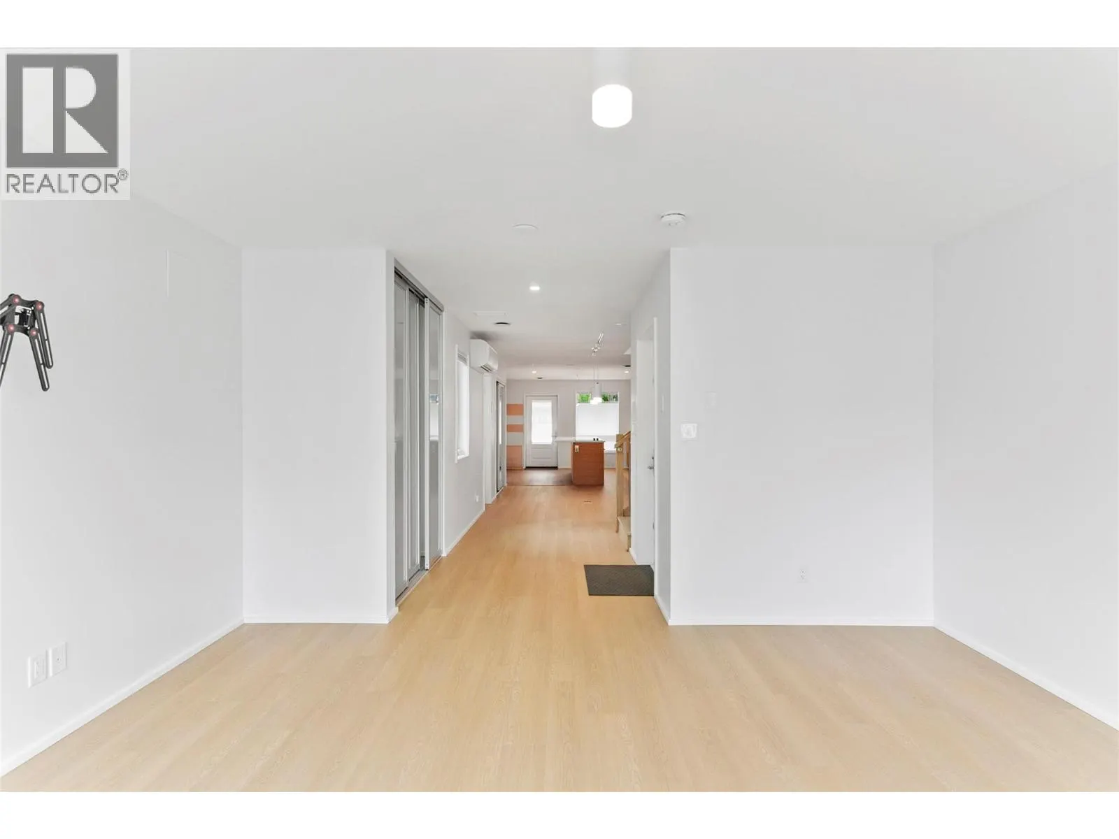 410 Fourth Street W