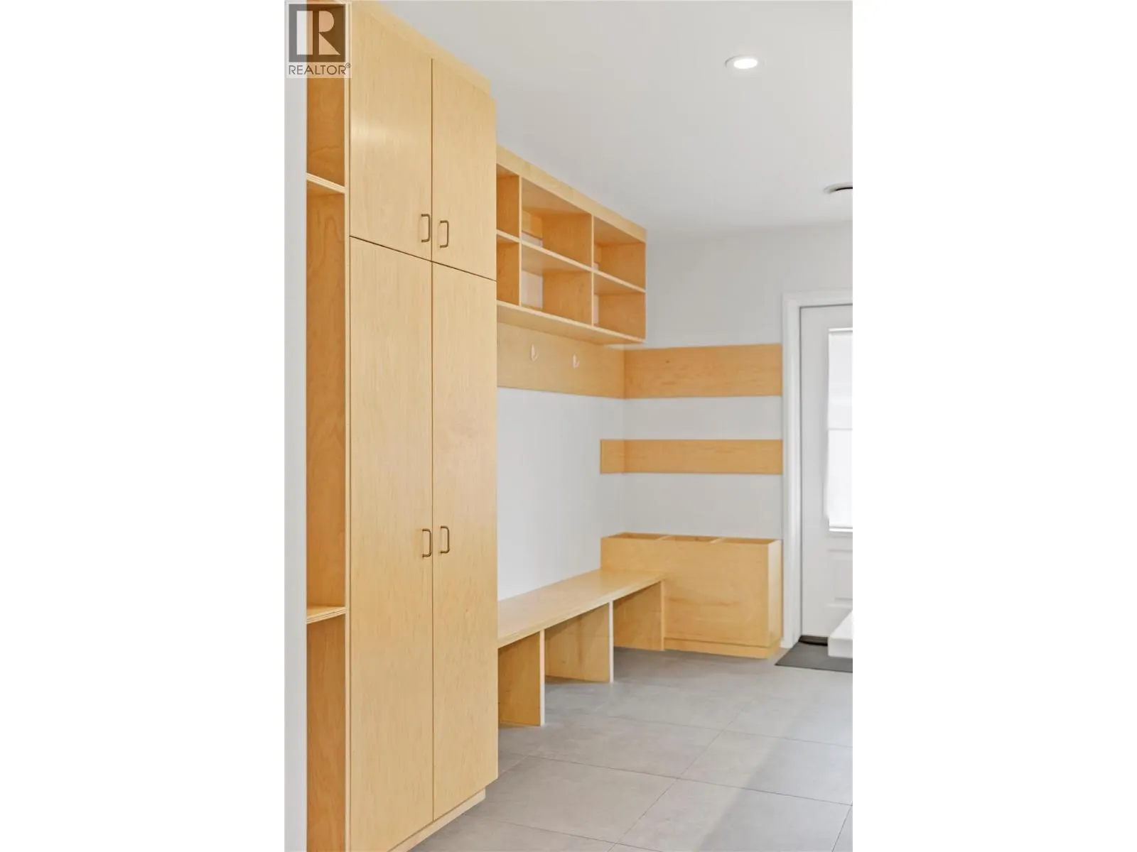 410 Fourth Street W