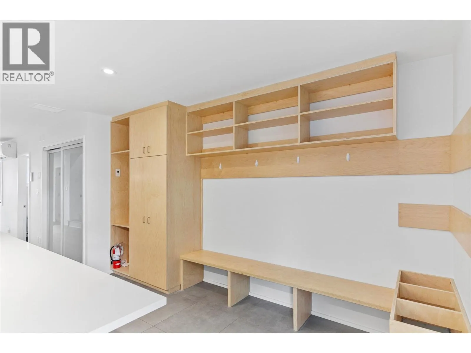 410 Fourth Street W