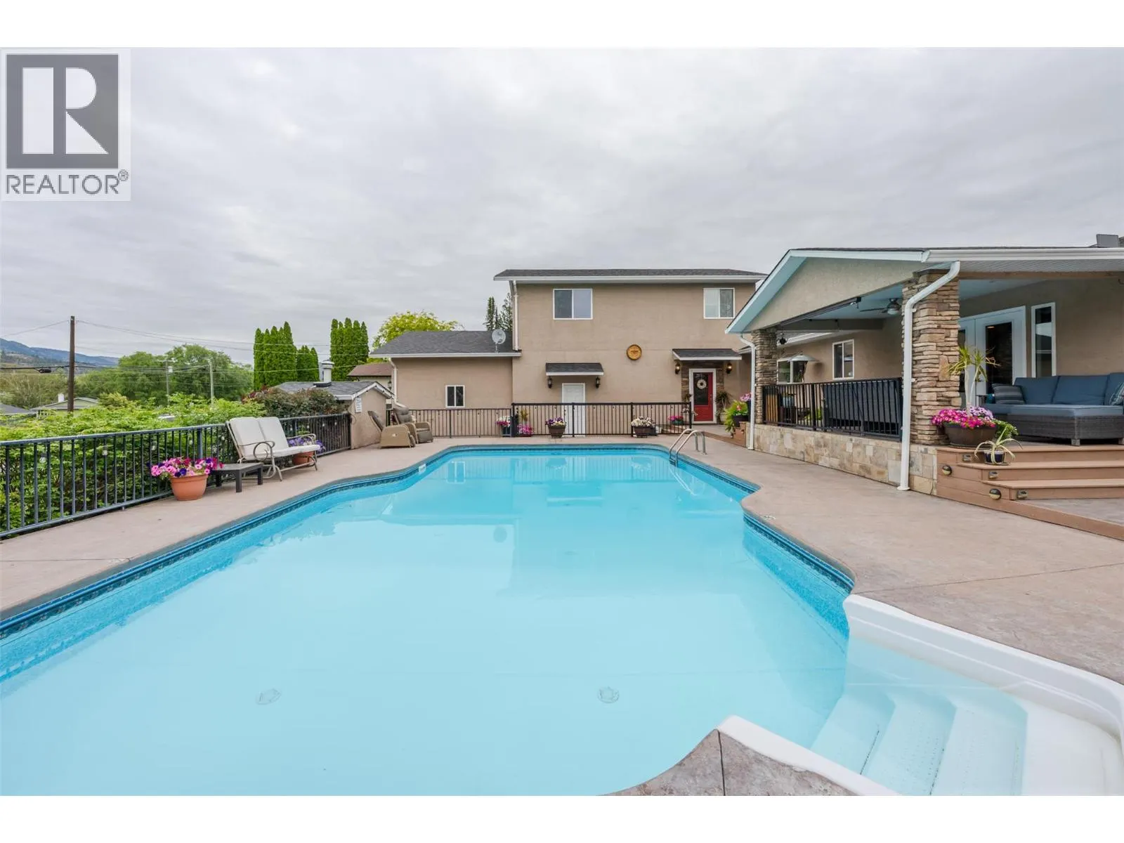 7145 TUCELNUIT Drive