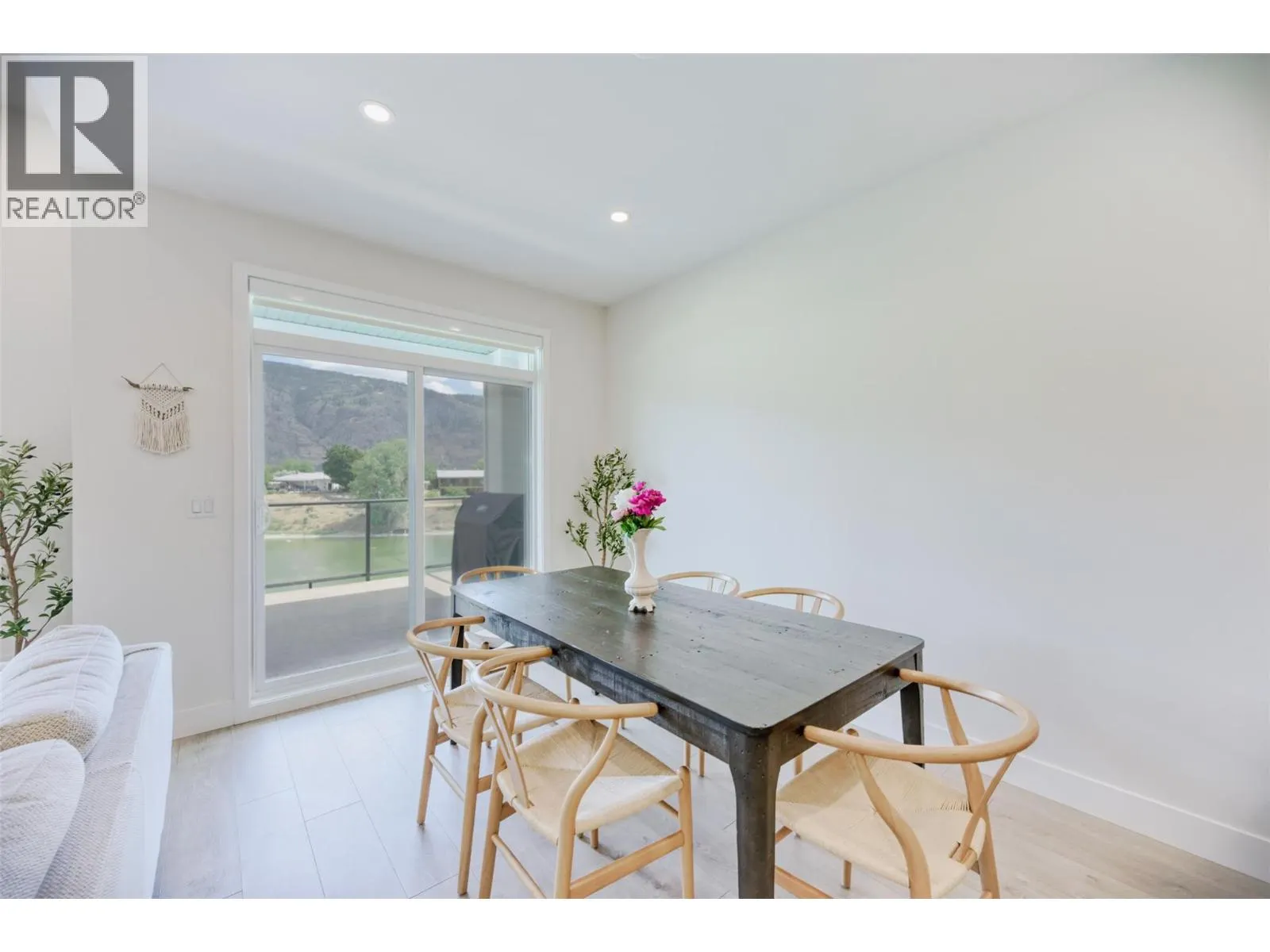 8000 Vedette Drive Unit# 10