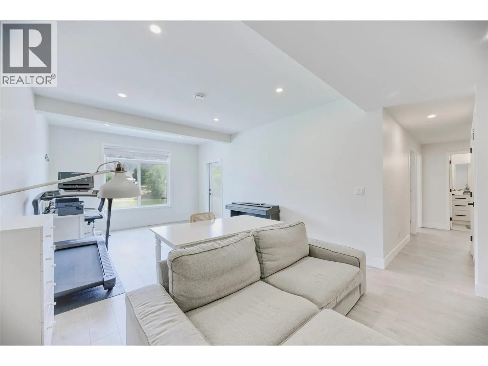 8000 Vedette Drive Unit# 10