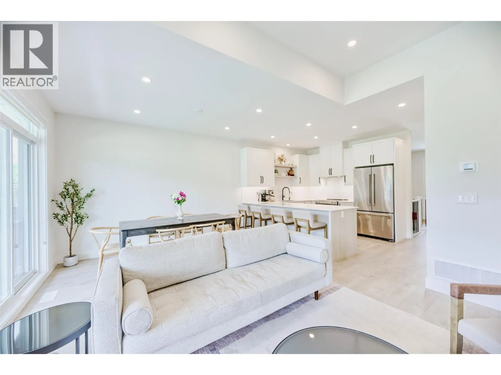 8000 Vedette Drive Unit# 10