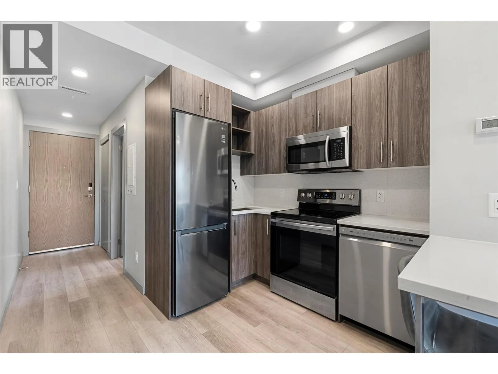 345 dougall Road N Unit# 201