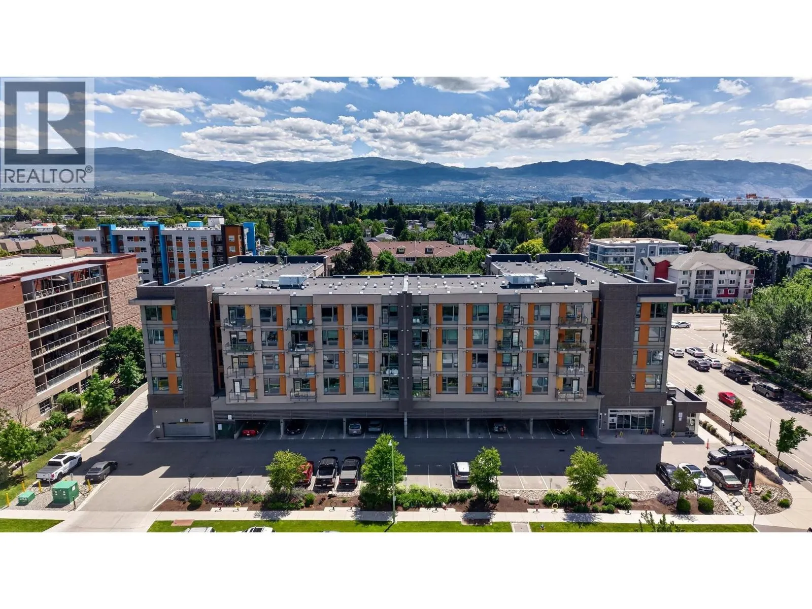 925 Leon Avenue Unit# 424
