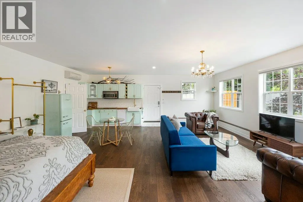 860 Fairview Road