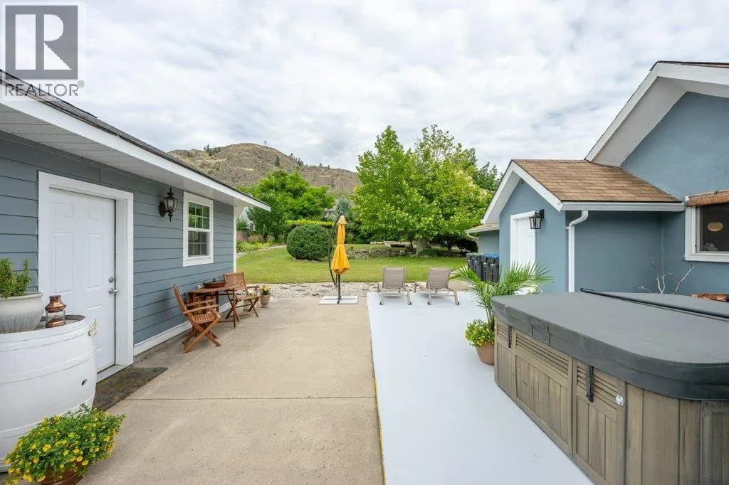 860 Fairview Road