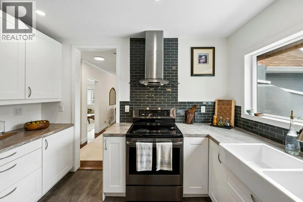 860 Fairview Road