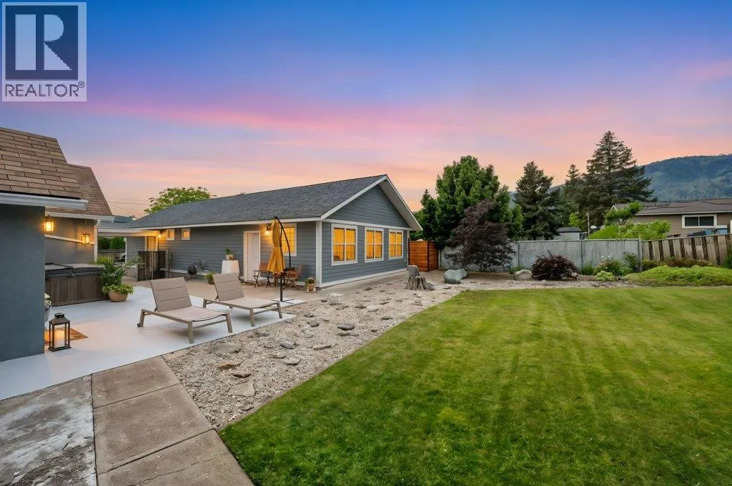 860 Fairview Road