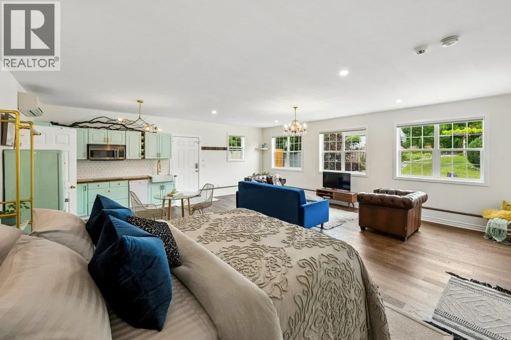 860 Fairview Road