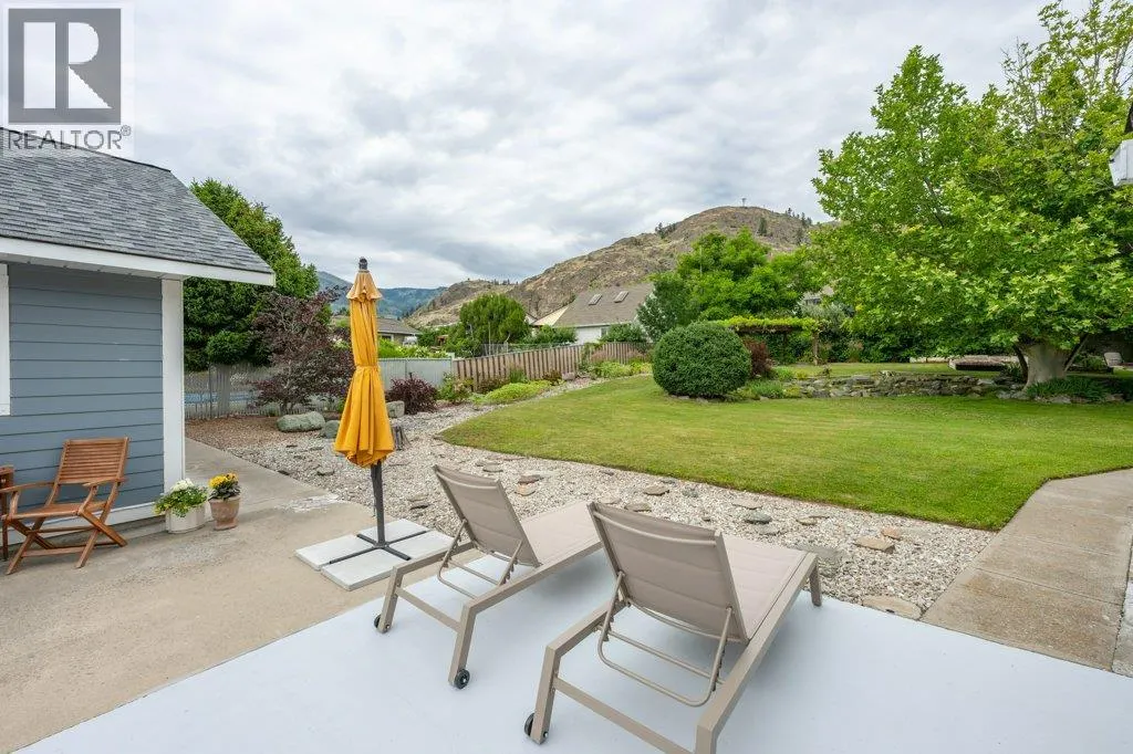 860 Fairview Road