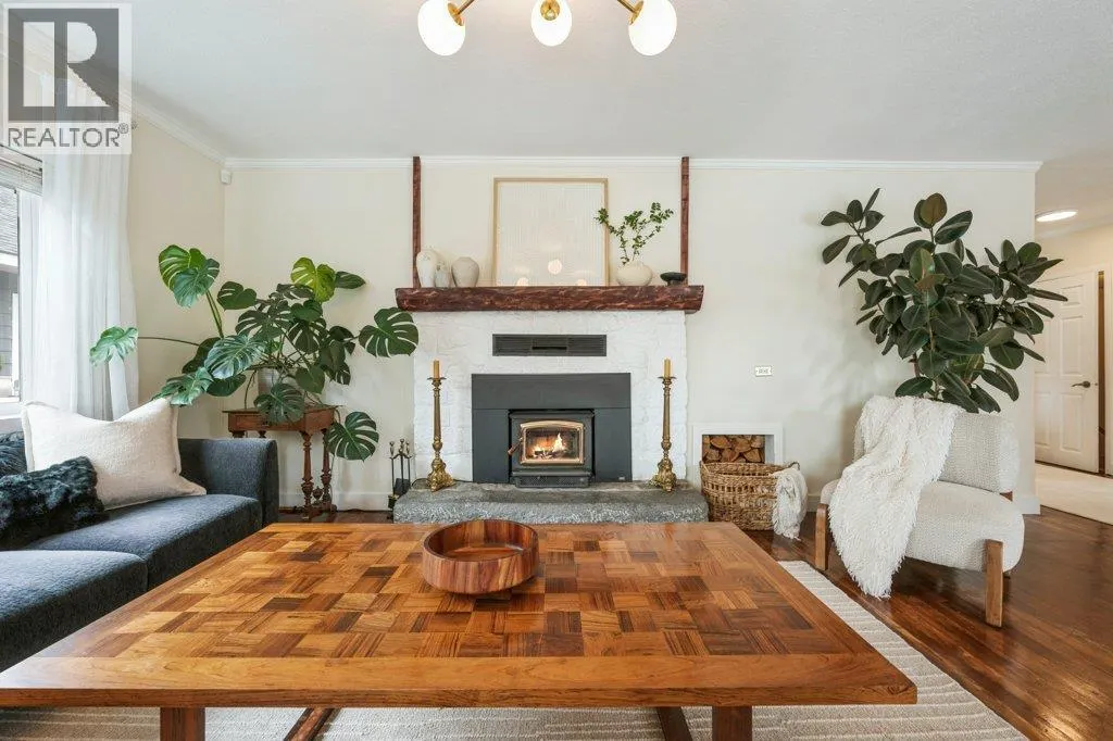 860 Fairview Road