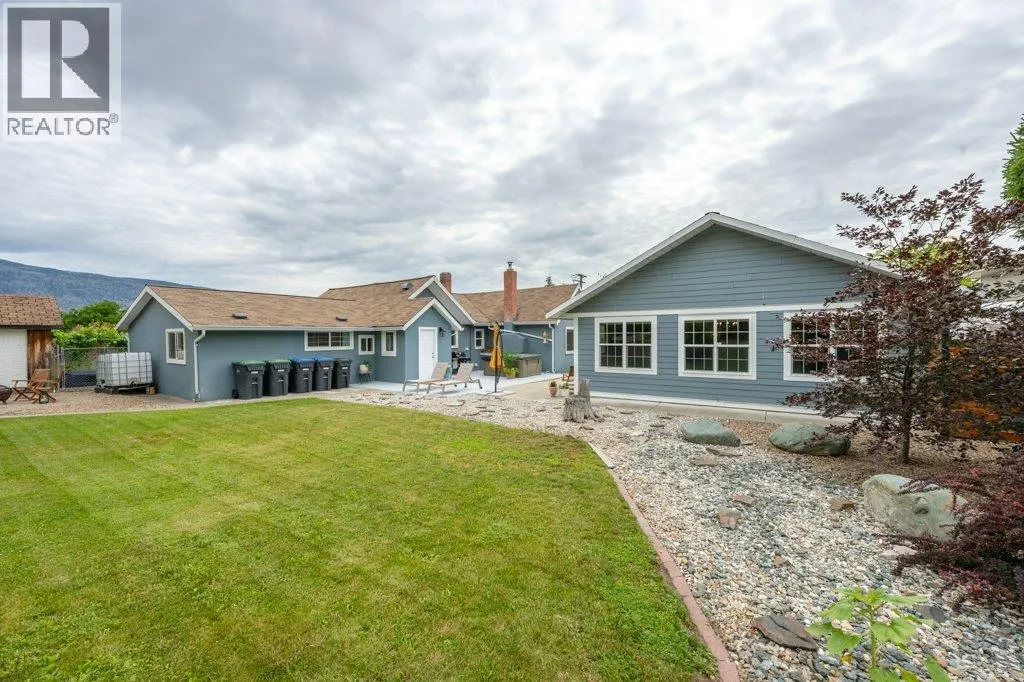 860 Fairview Road