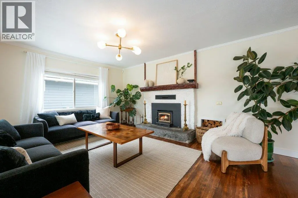 860 Fairview Road