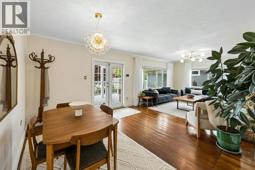 860 Fairview Road