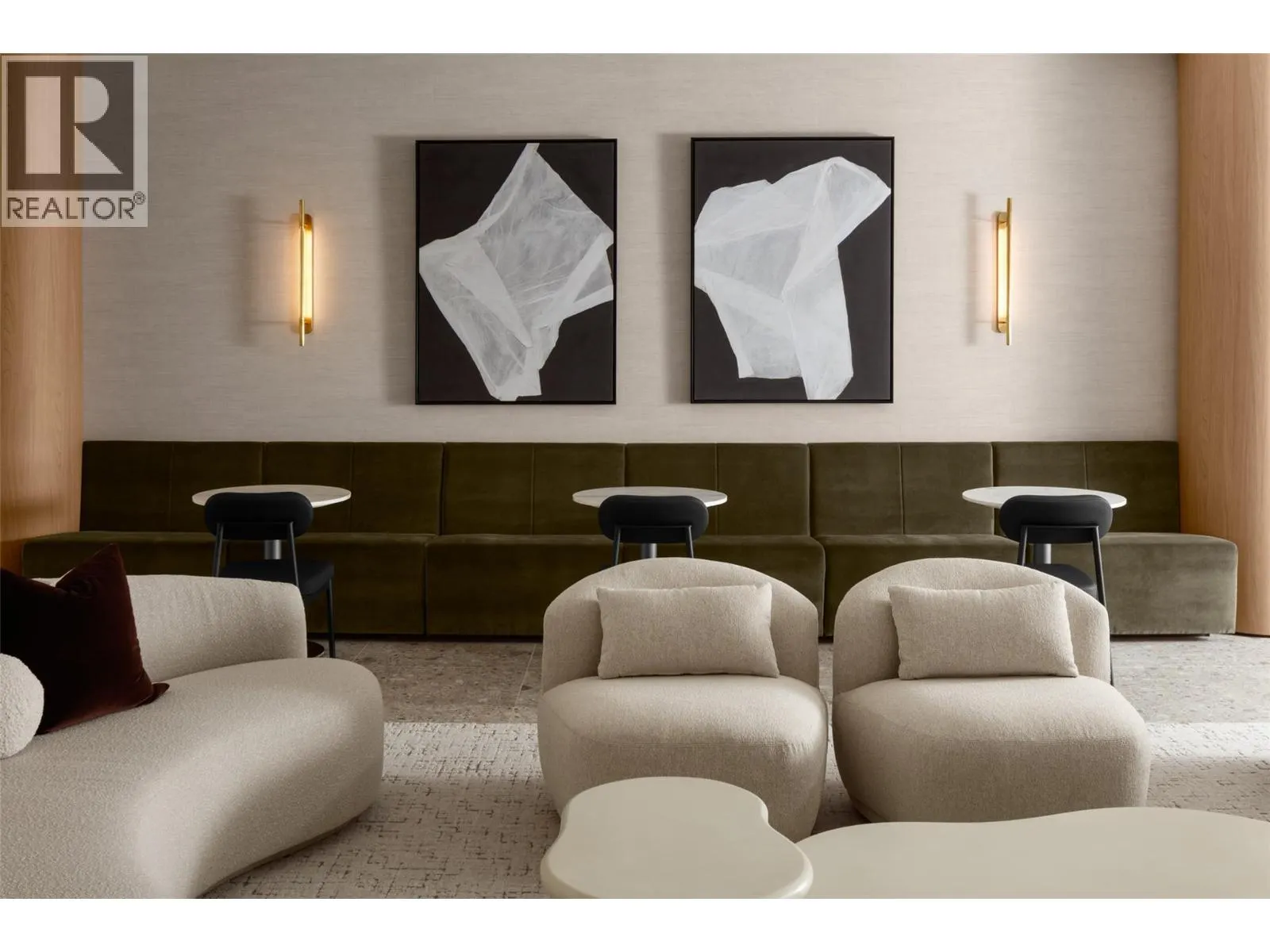 3340 Lakeshore Road Unit# 803